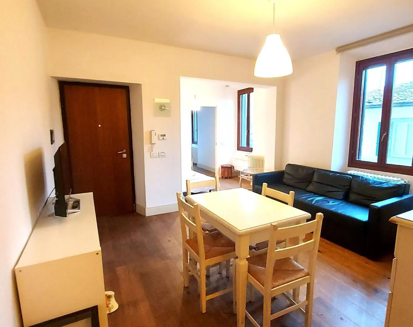 Leone Apartment Florence